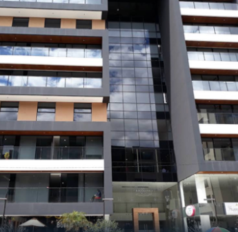 Fachada de un edificio, imagen ilustrativa para asesoría en remates judiciales