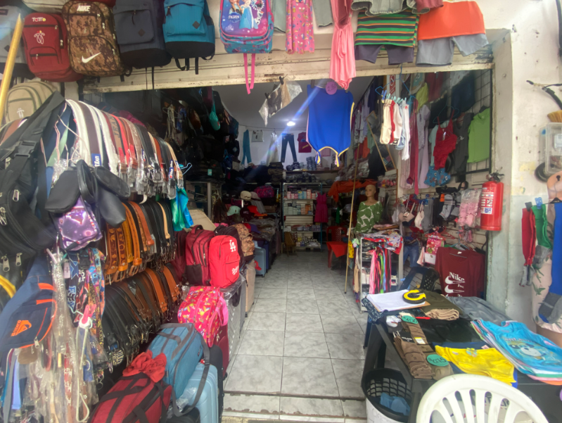 EC-RJ-156672 — Ingreso y espacio comercial Ingreso y espacio comercial del local en Portoviejo