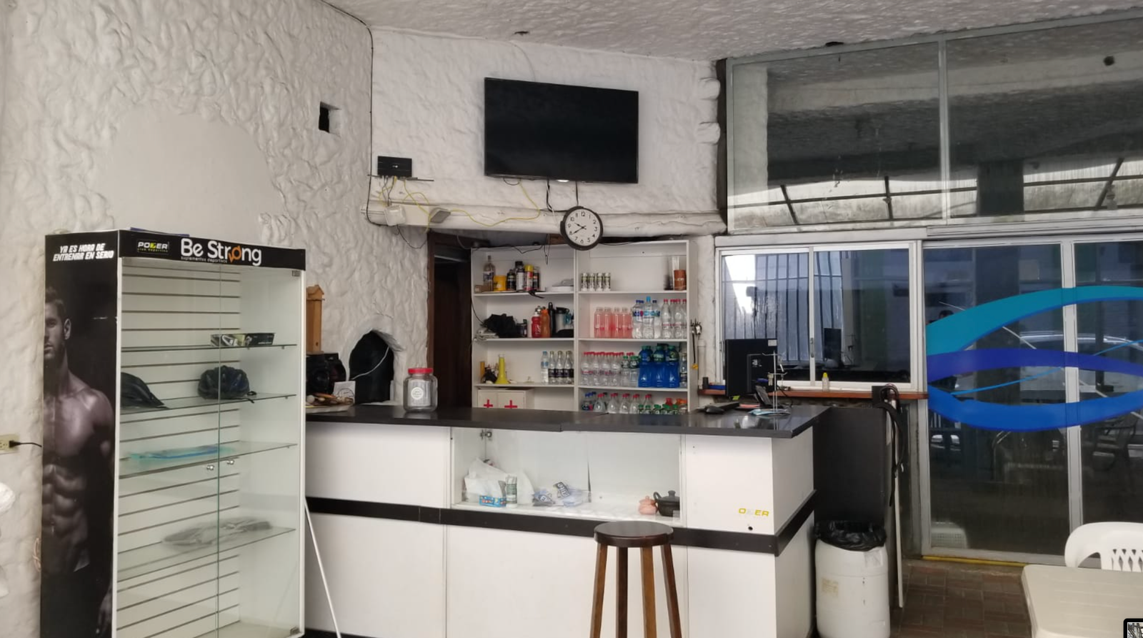 EC-RJ-157827 — Administración Mostrador del área de administración del edificio