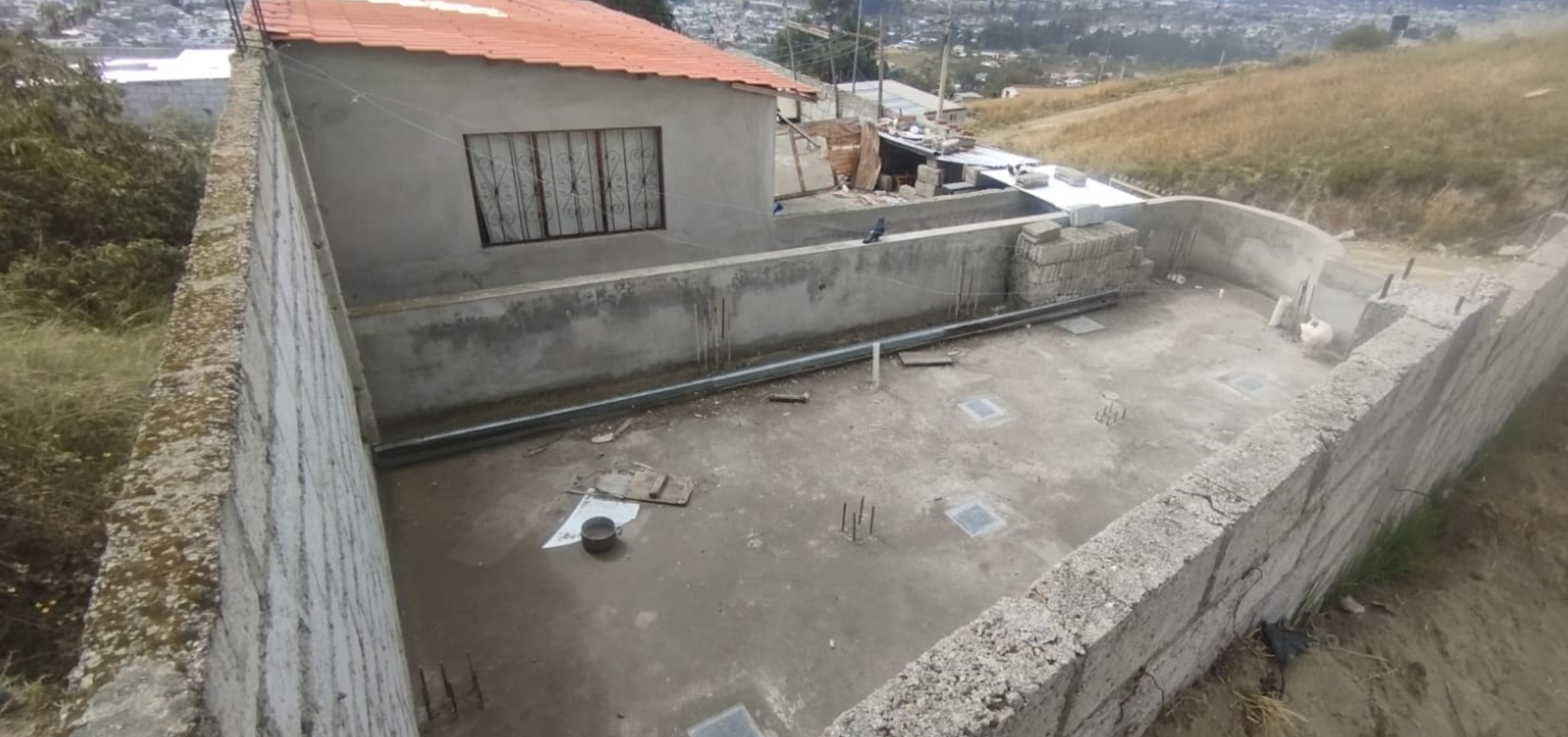 EC-RJ-158381 — Terraza con media agua Terraza con media agua, Santa Rosa, Ambato