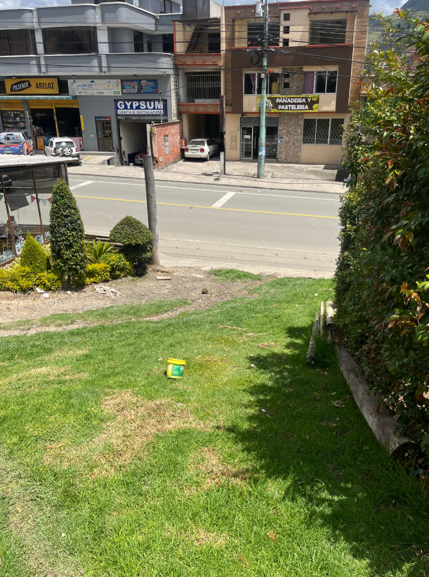 EC-RJ-157085 — Ingreso al inmueble — Mulapaso, Azogues Ingreso al inmueble del inmueble en Mulapaso, vía Cojitambo, Azogues.