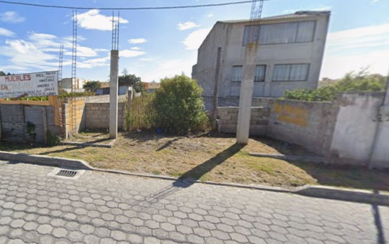Terreno en Calderón: fotografía de portada