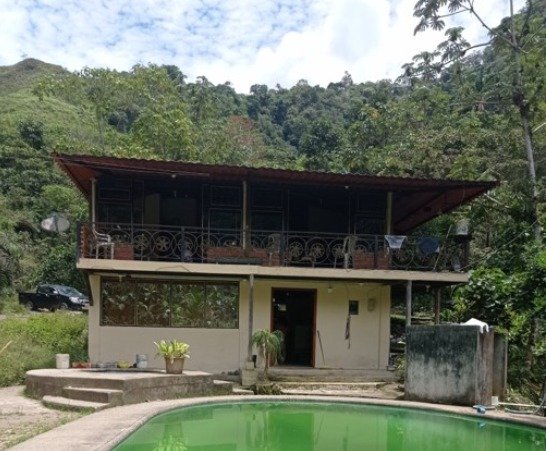 EC-RJ-157408 — Portada, finca en Timbara Vivienda de dos plantas junto a una piscina en la finca El Maní, Timbara, EC-RJ-157408.